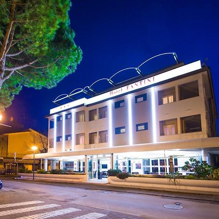 Hotel Fantini Gatteo a Mare Bagian luar foto